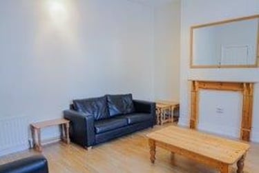 6 bed house, Harrison Place, Sandyford, Newcastle, NE21DE - Image 5